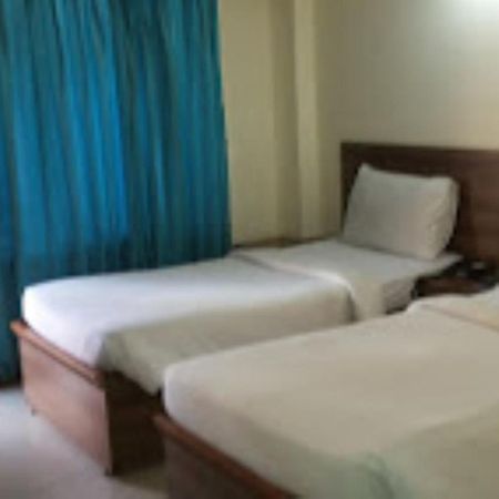 Blue Lily Beach Resort Пури Екстериор снимка