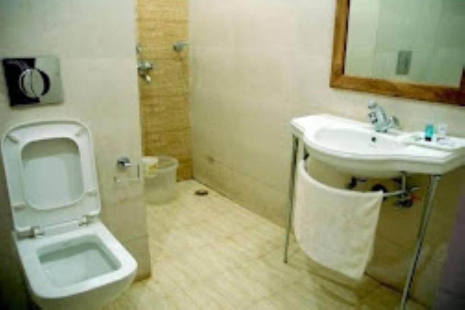 Blue Lily Beach Resort Пури Екстериор снимка