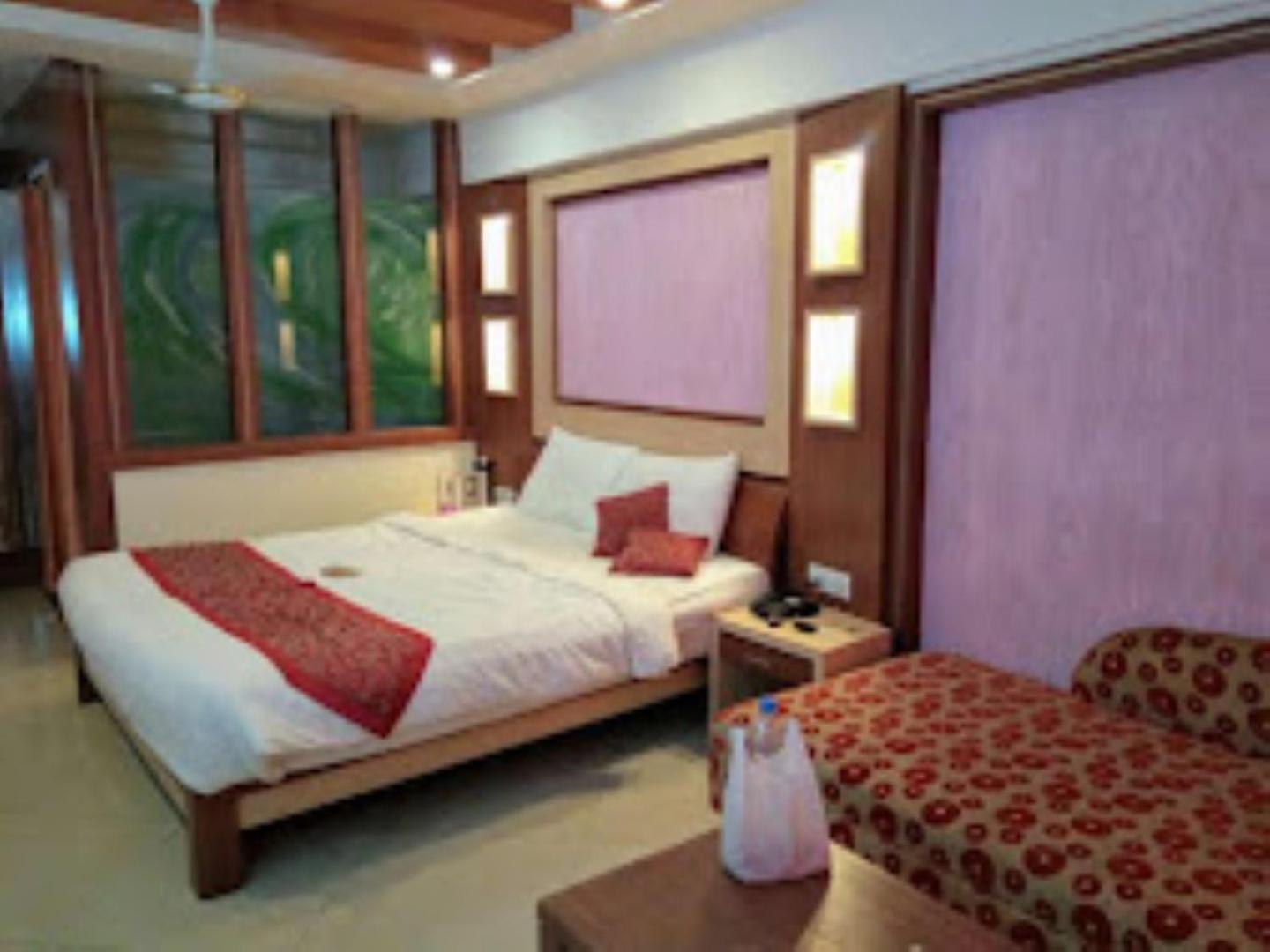 Blue Lily Beach Resort Пури Екстериор снимка