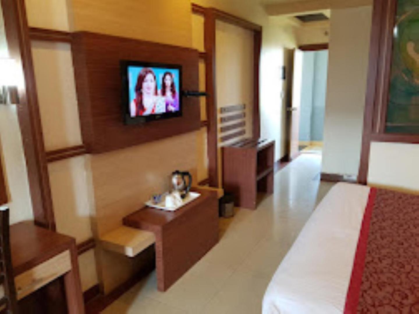 Blue Lily Beach Resort Пури Екстериор снимка