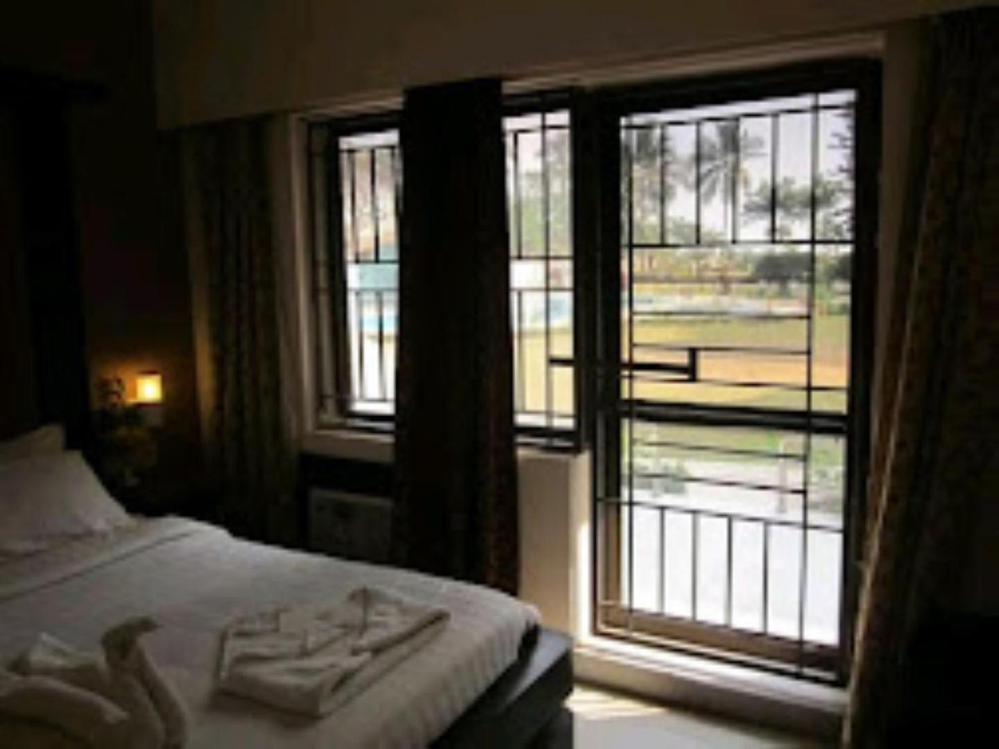 Blue Lily Beach Resort Пури Екстериор снимка